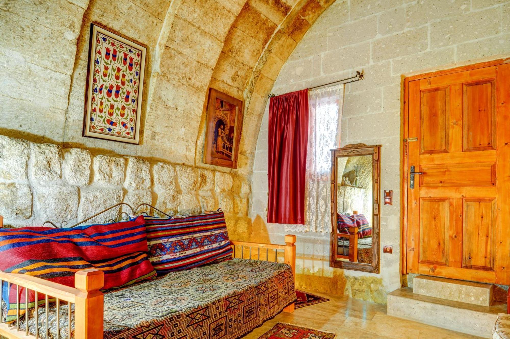 Atax Cave House Bed and Breakfast Avanos Exteriör bild